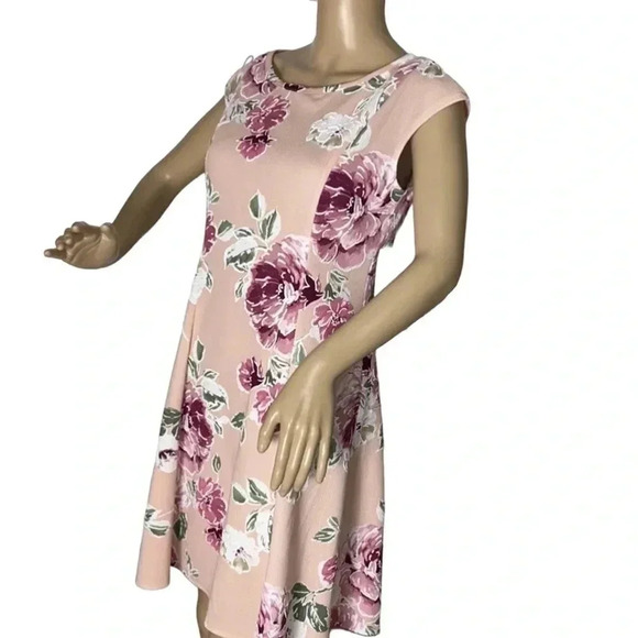 RONNI NICOLE MIDI PINK FLORAL SUMMER DRESS . CAP SLEEVE ,FIT&FLARE - Picture 5 of 7